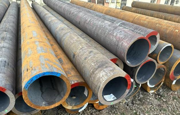 山東大口徑無(wú)縫鋼管